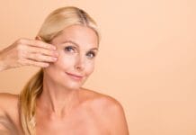 Au-delà de 40 ans : est-ce le bon moment pour envisager un lifting du visage ?